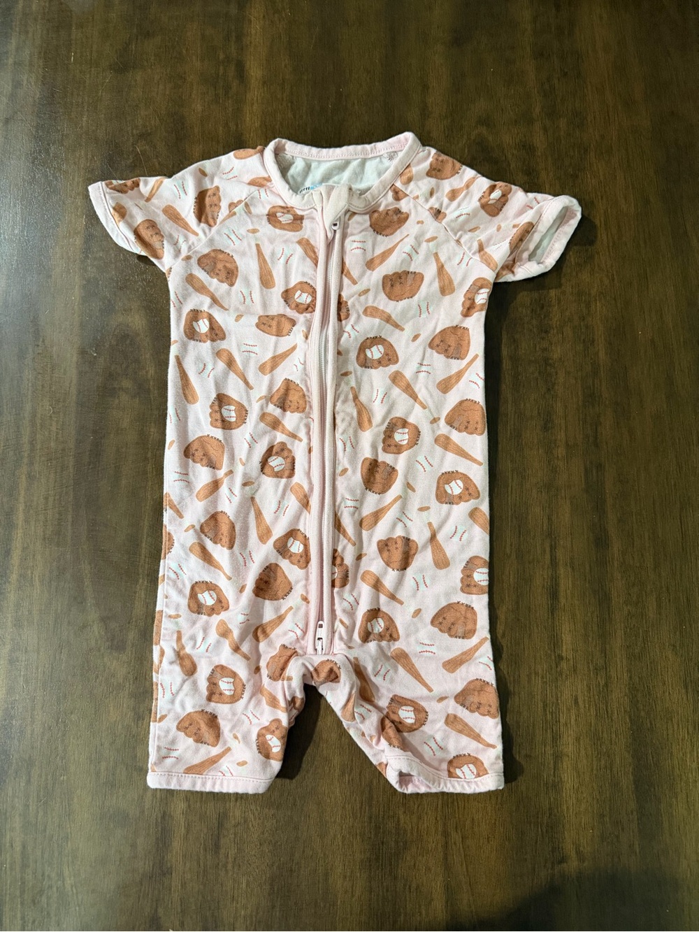 Pink Short-Sleeve Baby Romper with Cute baseball Print